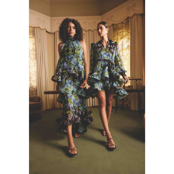 Elliatt Dresses & Skirts - Elliatt Briony Long Sleeve Mini Dress Black Floral cocktail Wedding size S NWT